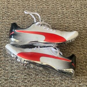 Used Puma EVOspeed electric soccer cleats size 9.5